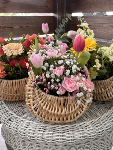 CANDELA Flower Co. custom floral arrangement